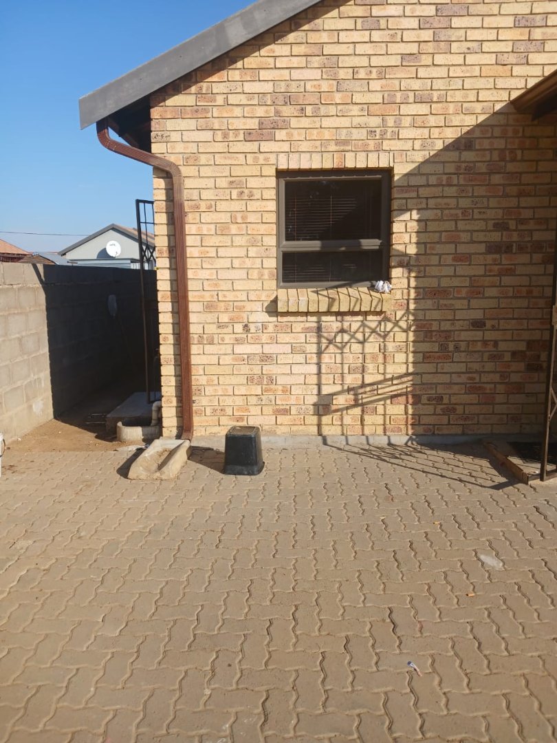 To Let 3 Bedroom Property for Rent in Pinehaven Free State